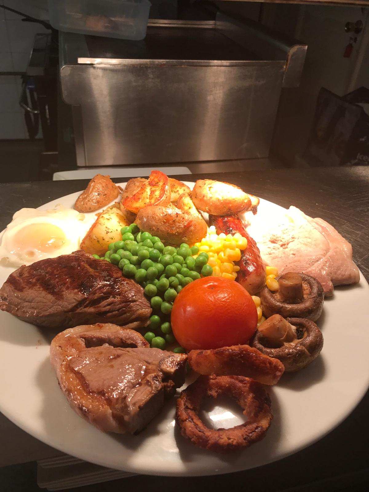 A mixed grill